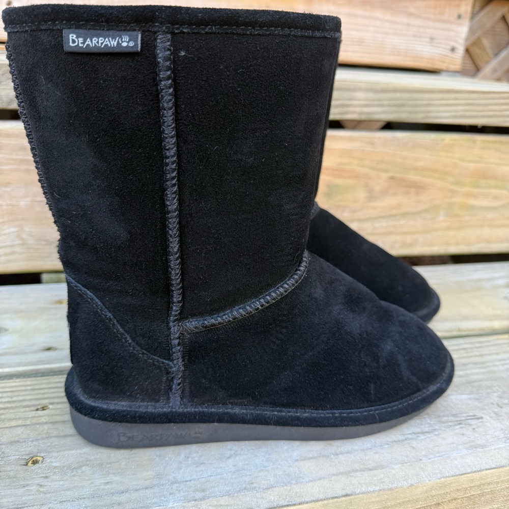Bearpaw Black Suede Boots Eva Short Wool Fur Lined Winter Warm Flat Cozy Size 7